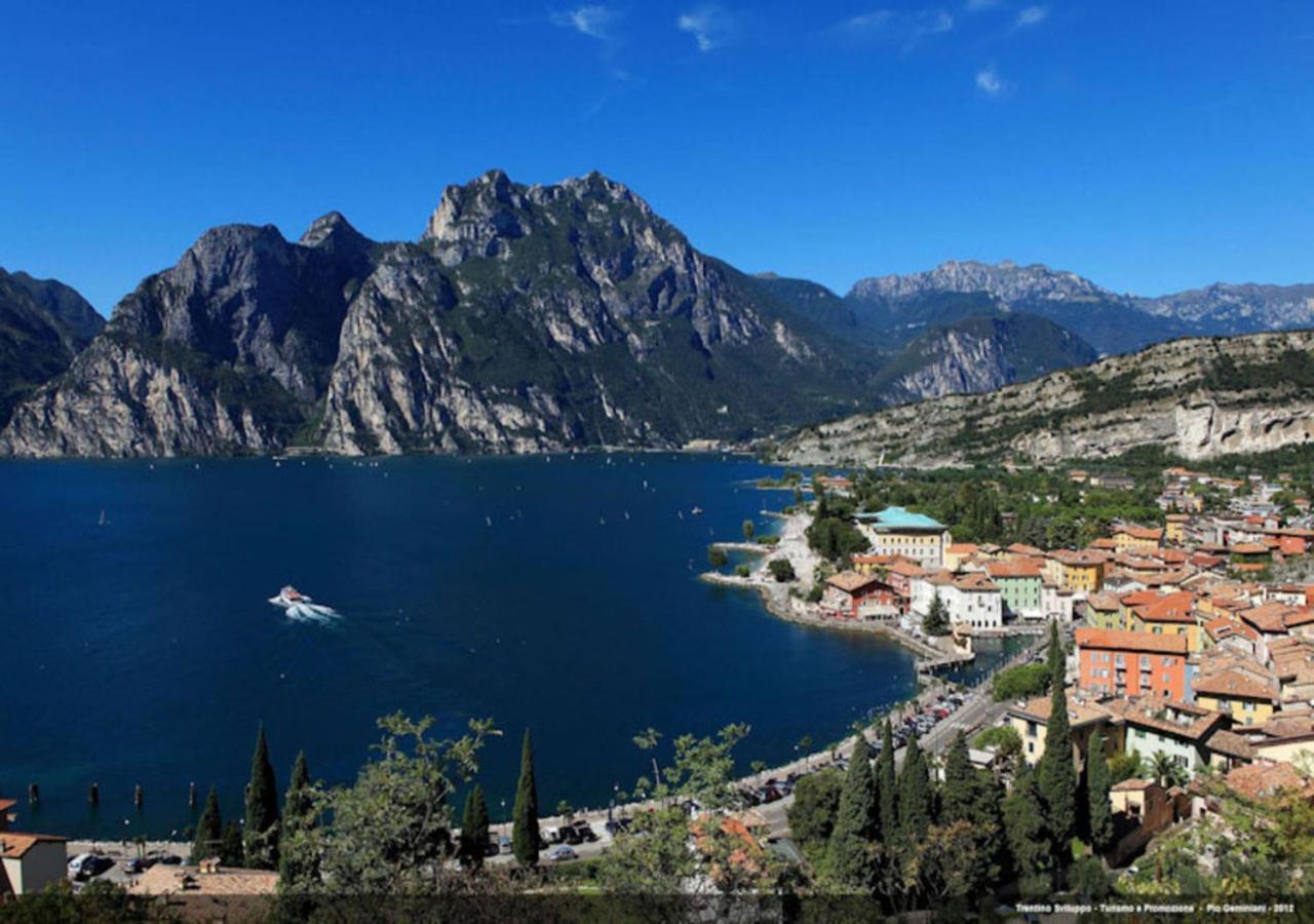 Casa Zanoni Apartment Torbole Sul Garda Luaran gambar