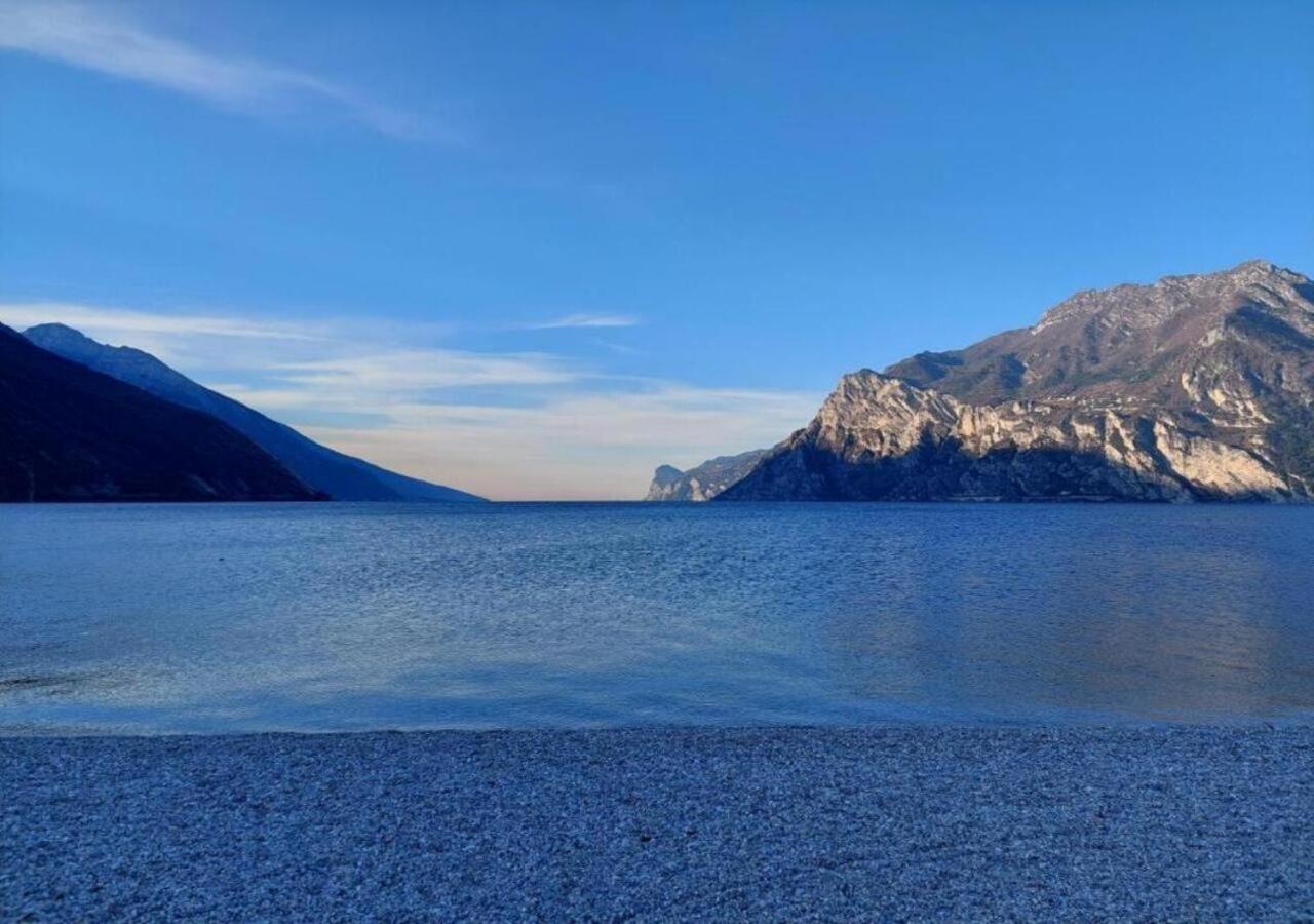 Casa Zanoni Apartment Torbole Sul Garda Luaran gambar